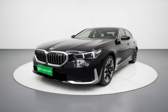 宝马5系 2024款 530Li 尊享型 豪华套装