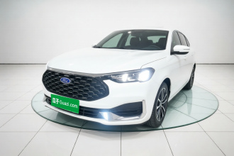福特 福睿斯 2021款 1.5L 自动钻石版