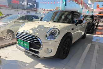 MINI 2016款 1.5T COOPER 先锋派 五门版
