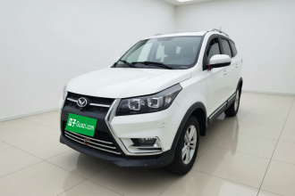 北汽幻速S3 2016款 S3L 1.5L 手动尊享型