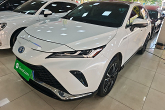 丰田 威飒 2023款 2.5L智能电混双擎 两驱尊贵版