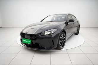 宝马2系 2025款 225L M运动曜夜套装