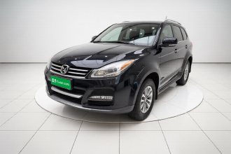 江铃 驭胜S350 2013款 2.4T 手动两驱柴油豪华版5座