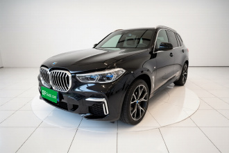 宝马X5 2022款 改款 xDrive 40Li M运动套装