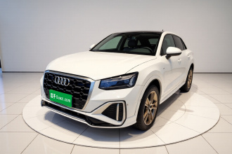 奥迪Q2L 2022款 35 TFSI 时尚动感型
