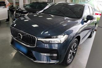 沃尔沃XC60 2025款 B5 四驱智逸豪华版