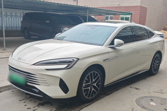 比亚迪 海豹07 DM-i 2025款 DM-i 1.5L 125km 豪华型