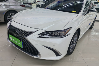 雷克萨斯ES 2023款 200 卓越版