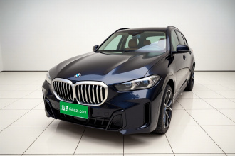 宝马X5 2023款 xDrive 30Li 尊享型M运动曜夜套装