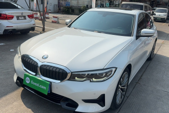 宝马3系 2022款 320i 运动套装