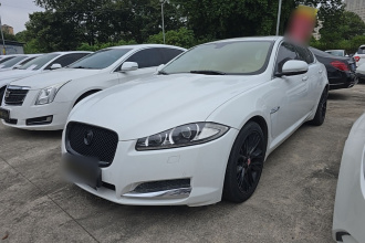捷豹XF 2014款 XF 2.0T 豪华版