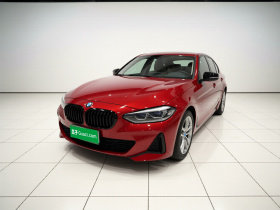 宝马1系 2021款 120i M运动曜夜版