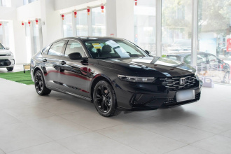 本田 雅阁 2025款 运动系列 260TURBO 豪华版