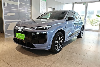 奥迪Q6L e-tron 2026款 首发领航版