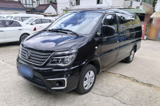 东风风行 菱智 2019款 改款 M5L 1.6L 7座基本型 国VI