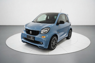 smart fortwo 2016款 0.9T 66千瓦硬顶先锋版