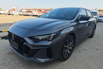 广汽传祺 影豹 2023款 270T DCT J15版