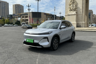 吉利银河 银河星舰7 EM-i 2026款 135km 星舰版