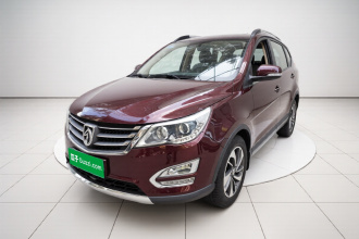 宝骏560 2015款 1.8L 手动豪华型