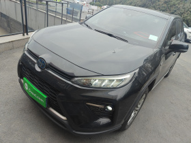 丰田 威兰达 2021款 双擎 2.5L E-CVT两驱豪华版