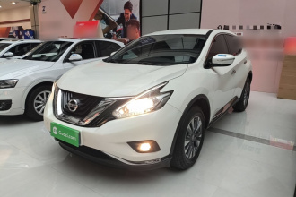 日产 楼兰 2021款 2.5L XE 两驱精英版