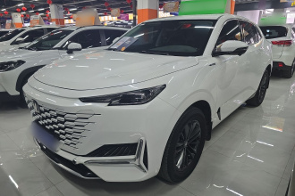 长安UNI-K 2023款 2.0T 两驱悦尚型