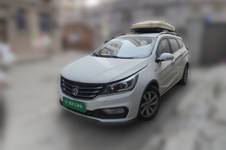 宝骏310W 2017款 1.5L 手动时尚型 国V