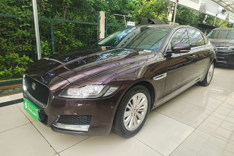 捷豹XFL 2020款 XFL 2.0T P200 两驱风华版