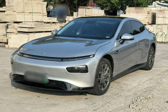 小鹏P7 2022款 480标准续航智行版