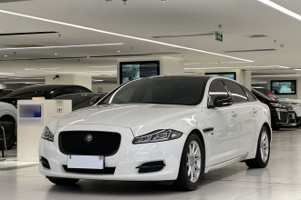 捷豹XJ 2015款  XJL 3.0 SC 两驱全景商务版