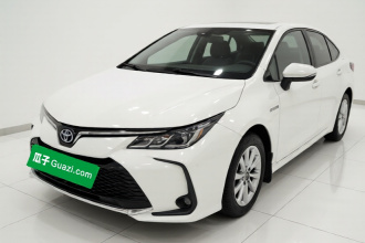 丰田 卡罗拉 2023款 1.8L 智能电混双擎 精英版