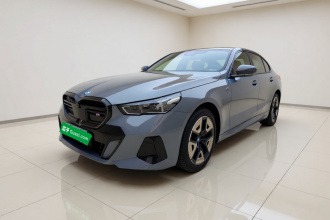 宝马i5 2024款 eDrive 35L 尊享型 M运动套装