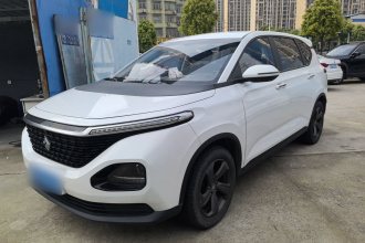 宝骏RM-5 2019款 1.5T 手动24小时在线精英型 6座