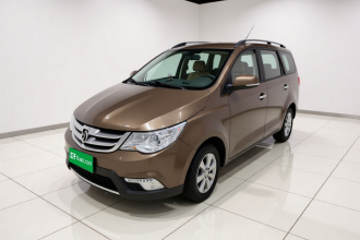 宝骏730 2014款 1.5L 手动舒适型 7座