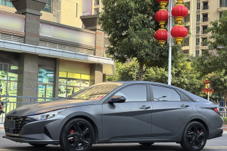 现代 伊兰特 2022款 1.5L CVT 20周年纪念款