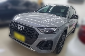 奥迪Q5L 2025款 45 TFSI 豪华动感型