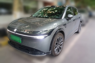 极氪7X 2025款 75kWh 后驱智驾版