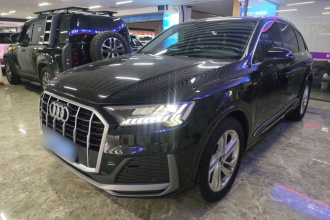 奥迪Q7 2023款 45 TFSI quattro S line运动型