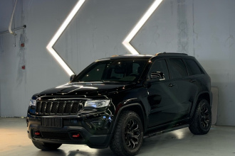 Jeep 大切诺基(进口) 2015款 3.0L 舒享导航版