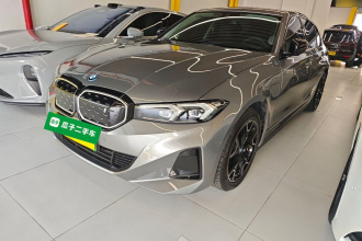 宝马i3 2024款 eDrive 40 L 曜夜套装