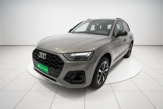 奥迪Q5L 2025款 40 TFSI 豪华动感型