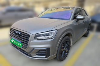 奥迪Q2L 2021款 35 TFSI 时尚致雅型