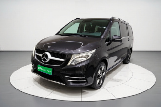 奔驰V级 2020款 V 260 L 长轴距豪华版
