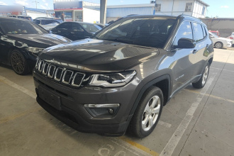 Jeep 指南者 2017款 200T 自动家享版