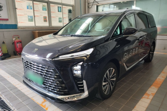 别克GL8新能源 2026款 陆尊 奢享版
