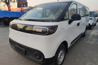 上汽大通MAXUS 大拿V1 2025款 V1+长轴低顶 多功能版（62kWh）