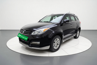 江铃 驭胜S350 2013款 2.4T 自动四驱柴油超豪华版5座