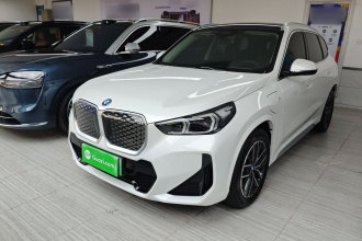 宝马iX1 2023款 eDrive25L M运动套装