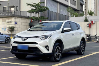 丰田 RAV4荣放 2019款 2.0L CVT两驱风尚版 国VI