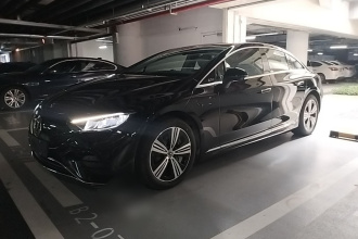 奔驰EQE 2025款 500 4MATIC 先锋版